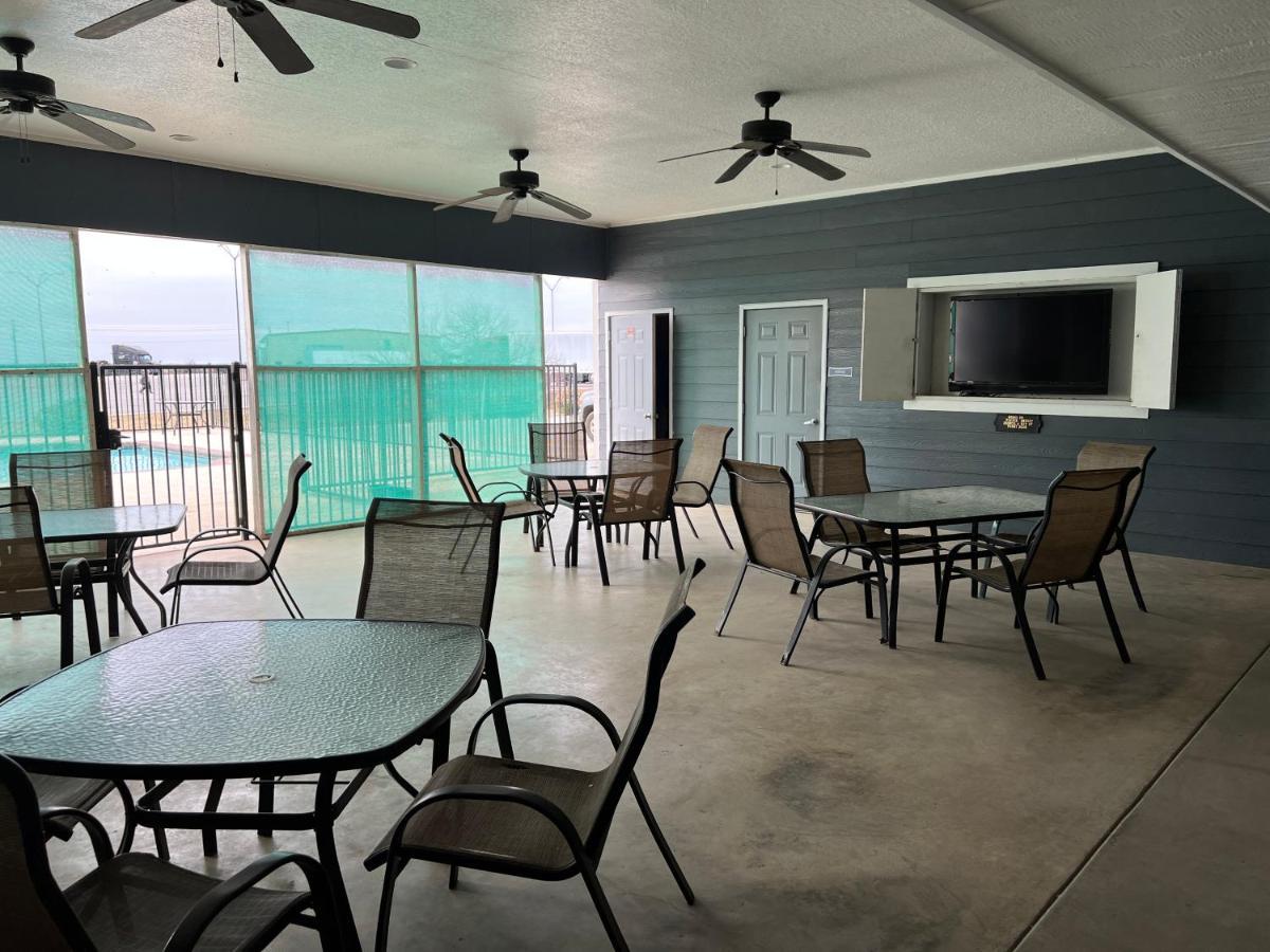 Hotel Bien Venido Pearsall Luaran gambar