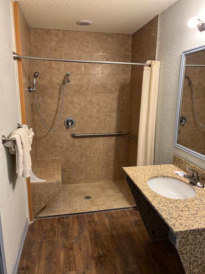 Hotel Bien Venido Pearsall Luaran gambar